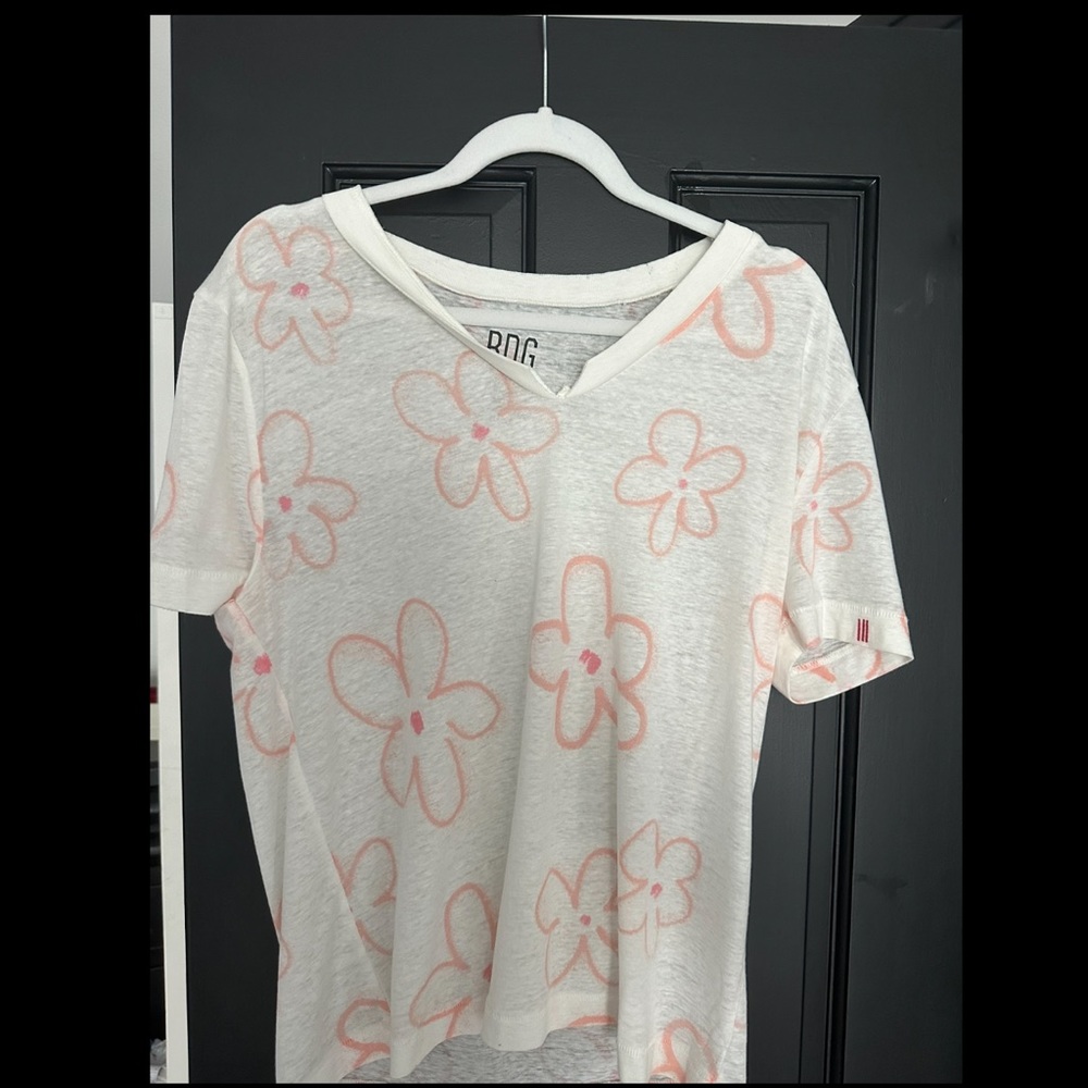 White BDG tee with orange flowers